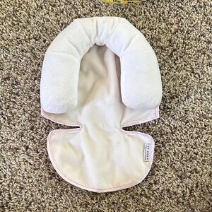JJ Cole Cream Baby Head Support